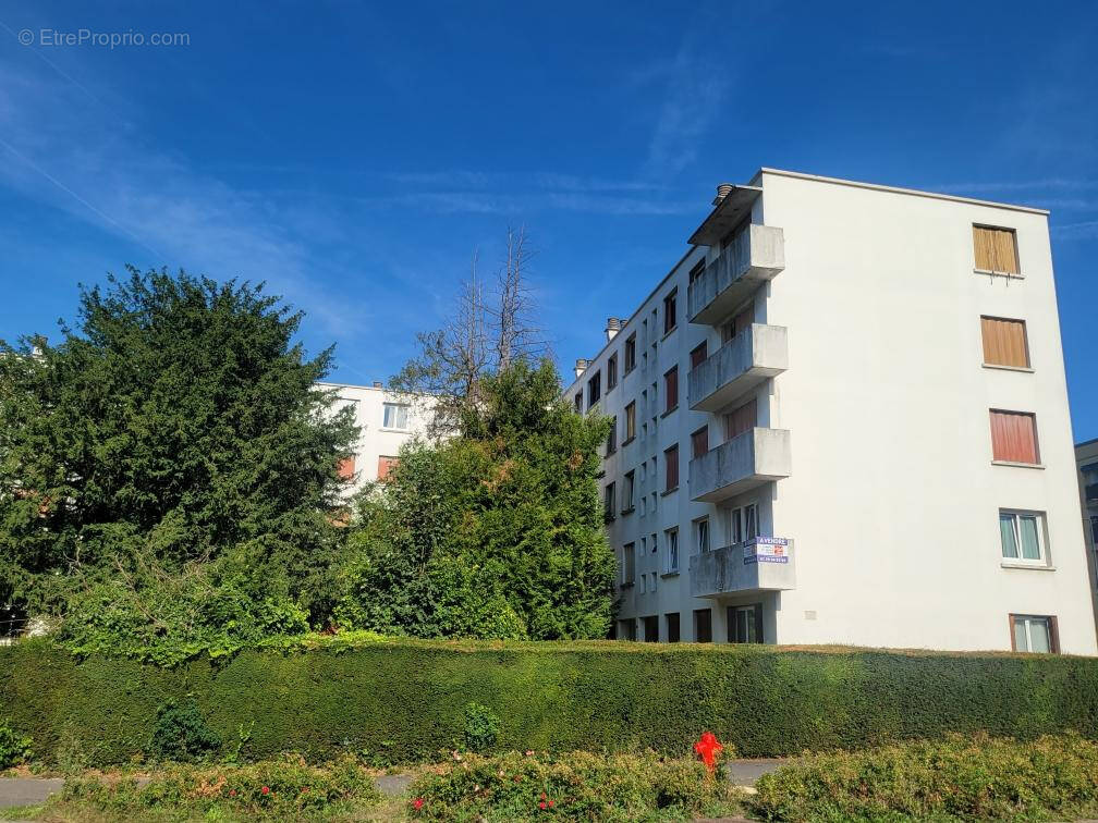 Appartement à VILLIERS-LE-BEL