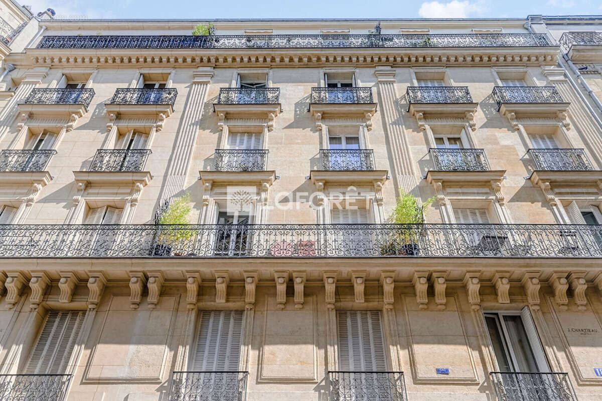 Studio de 52 m² transformable en 2 pièces - Charme de l'ancien - Climatisation - Paris 15e - photo 12
