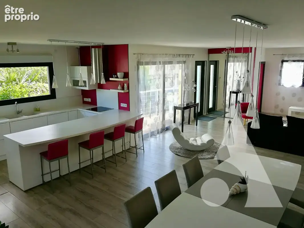 Maison Sainte Savine  6 pièce(s) 220.71 m2 4 chambres - photo 4