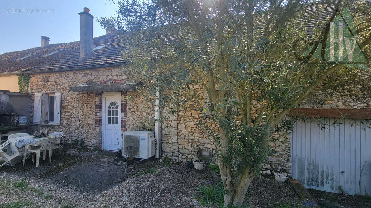 Maison à EVERLY