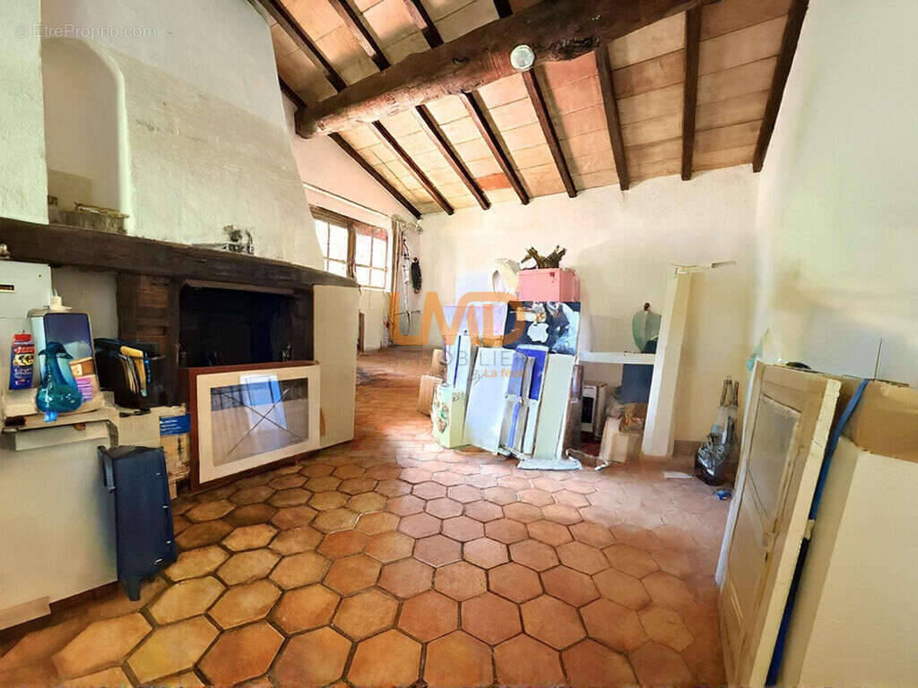 Figanières – Propriété autonome sur 1 hectare de nature - photo 16