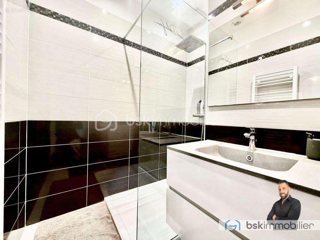 Maison à VILLENEUVE-LES-MAGUELONE