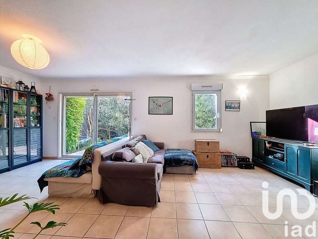 Photo 2 - Maison à NIMES