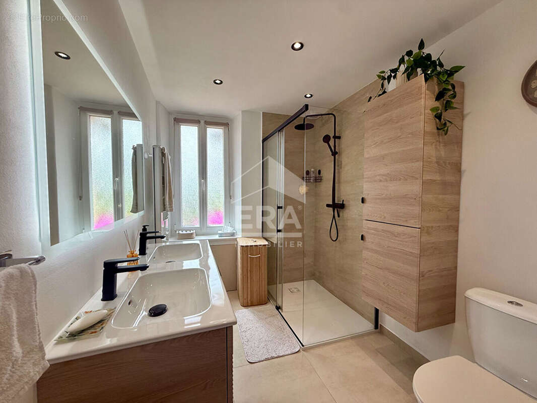 Maison à MOUGINS