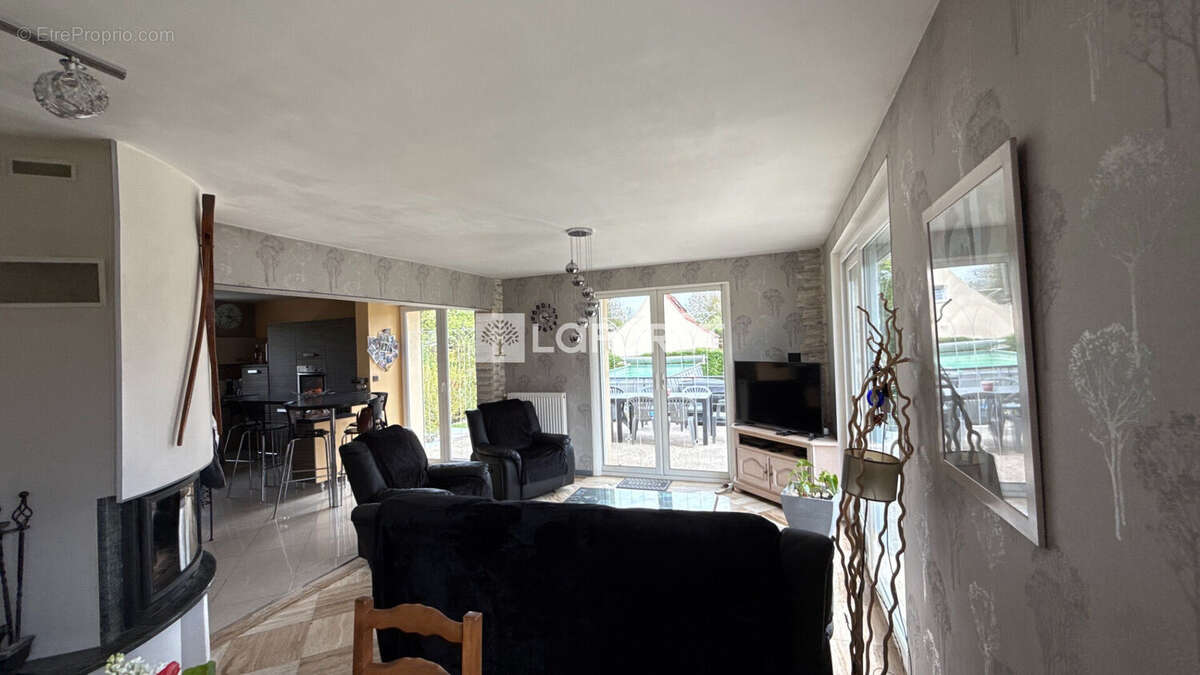 Maison à SAINT-JEAN-DU-CARDONNAY