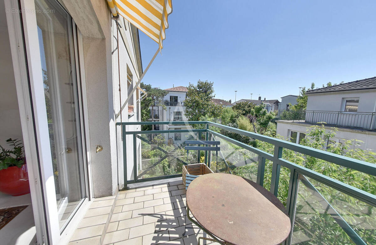 Appartement à NOGENT-SUR-MARNE