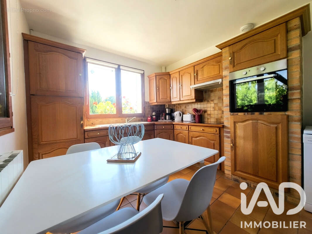 Maison 158 m² à Bourg-Fidele  - photo 7