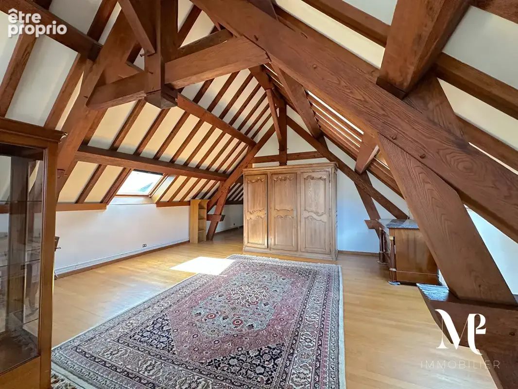 Maison de caractère - 270 m² - Terrain de 560m² - photo 5