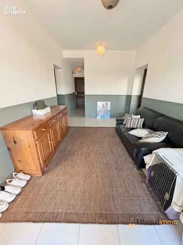 Appartement 700 m² à Tonnerre  - photo 9