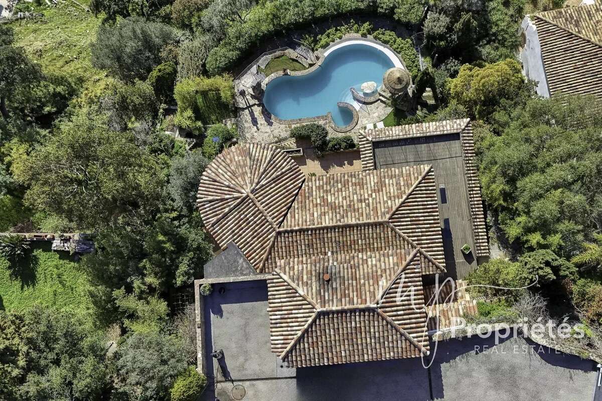 Maison à RAYOL-CANADEL-SUR-MER