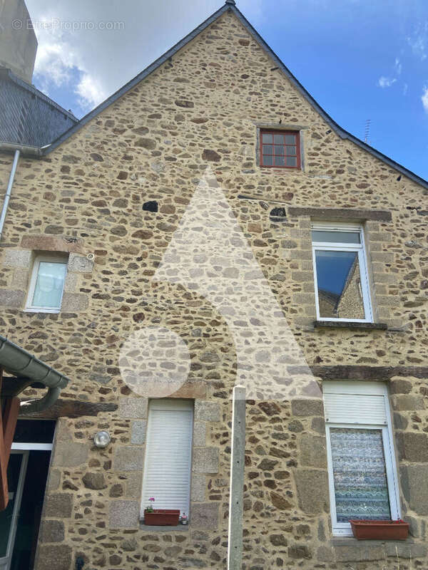 Appartement à LAMBALLE