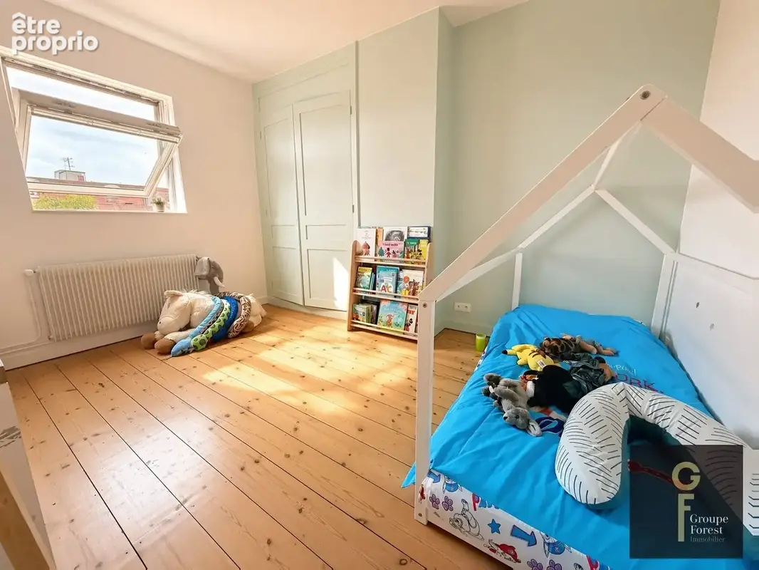 Maison 8 pièces 179 m² à vendre à La Madeleine (59110) - photo 8