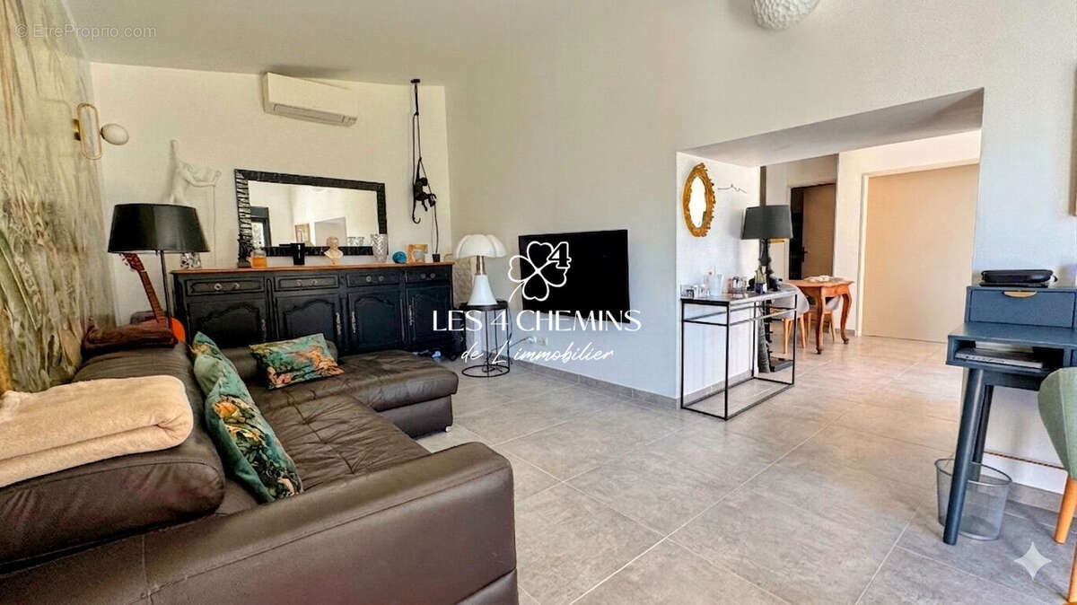 Appartement à LE THOLONET