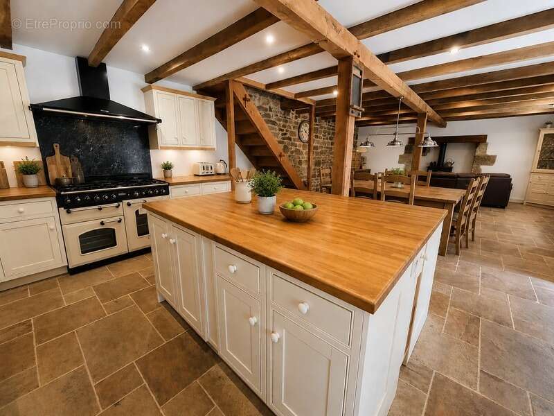 Maison à GUERN