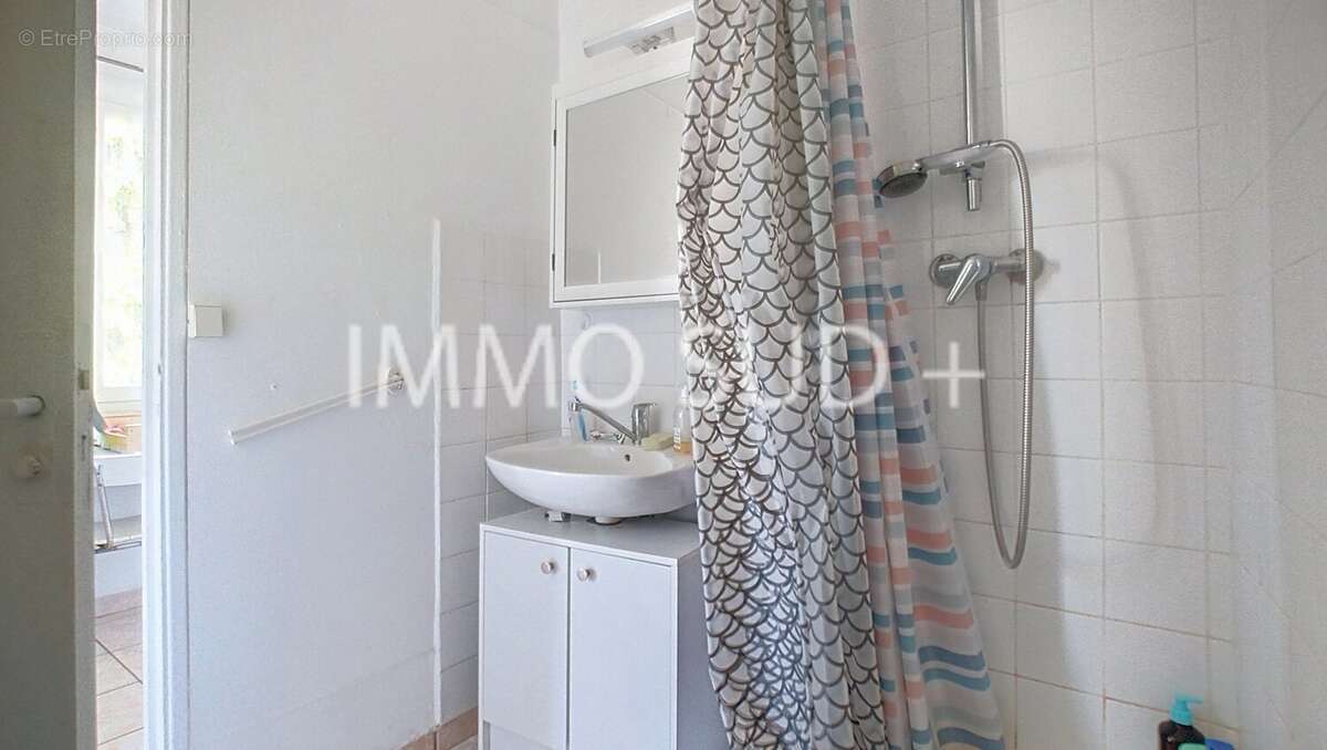 Appartement à SAINT-MARTIN-D'HERES