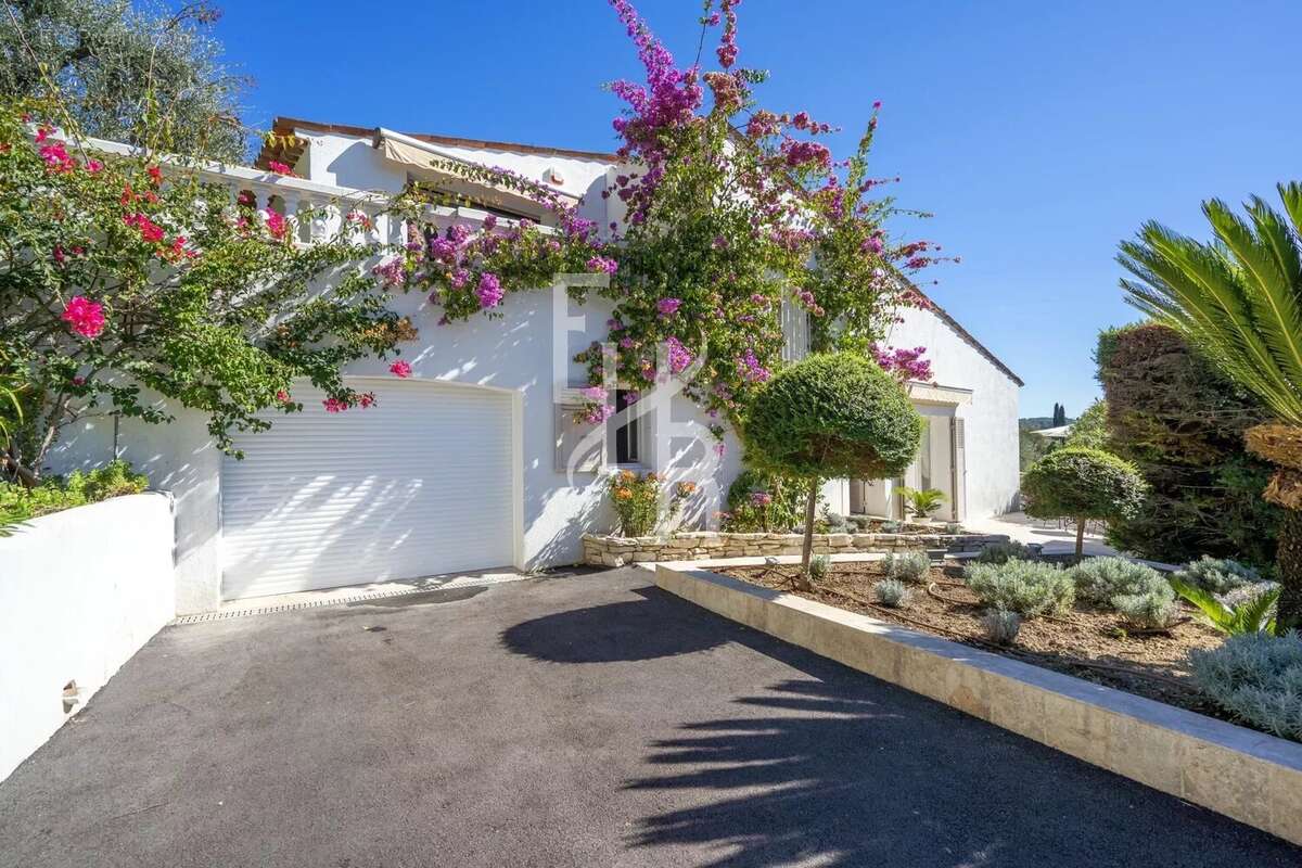Achat / Vente villa Mougins vue village - photo 23