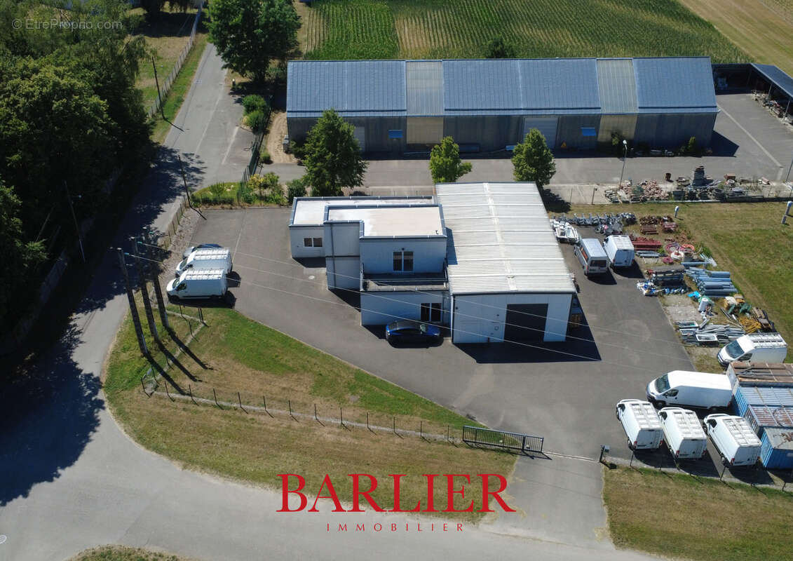 Bureaux de 200m2 et entrepôts de 200m2 - photo 2