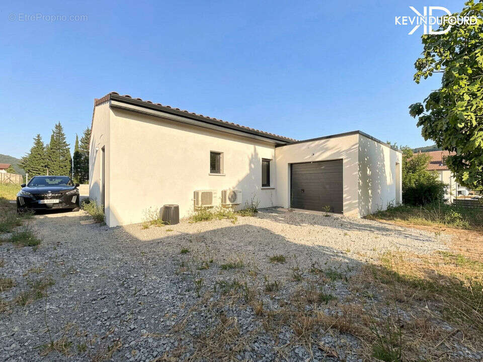 Maison de 90 m² sur un terrain de 700 m² à VESSEAUX - photo 8