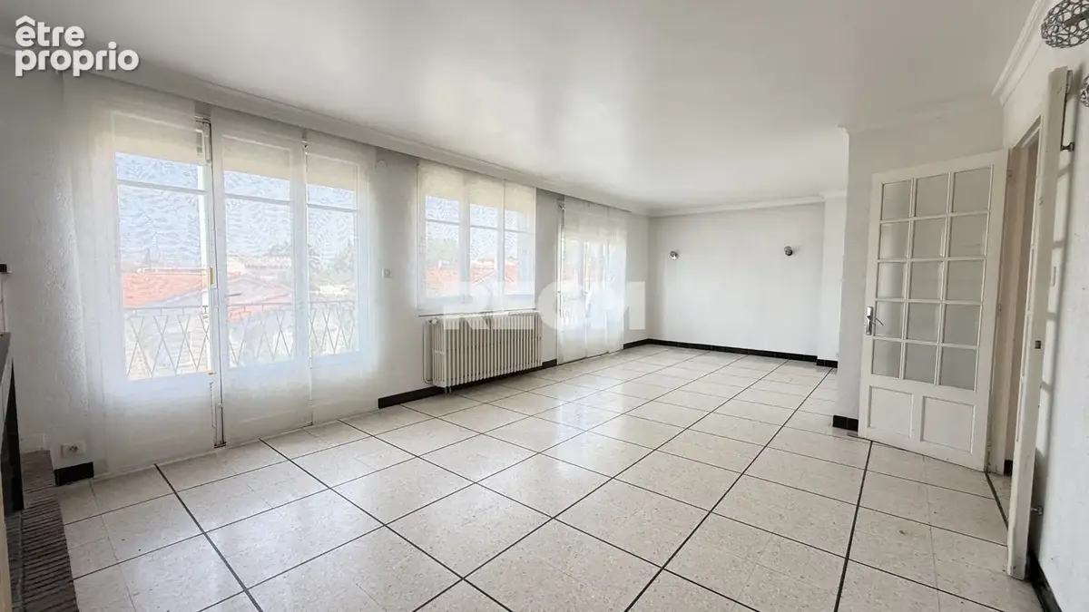 Maison familiale de type 7 sur parcelle de 1220 m2 - photo 8