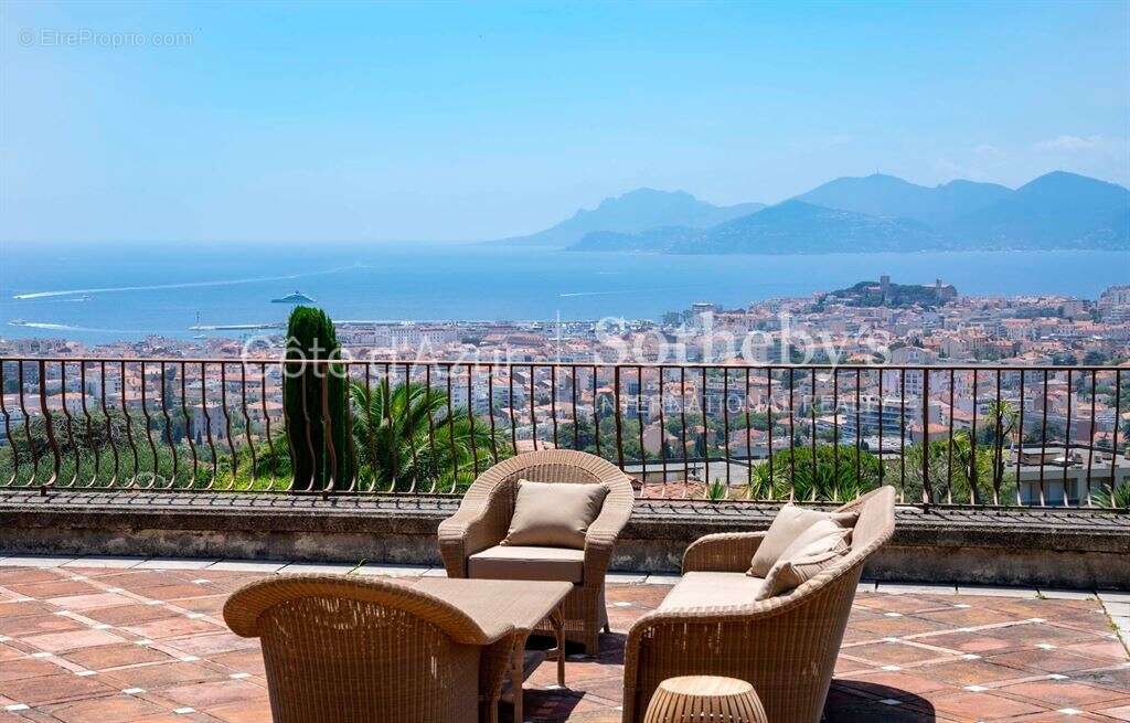 Cannes Californie domaine d’exception avec vue mer panoramique sur la baie de Cannes - photo 2