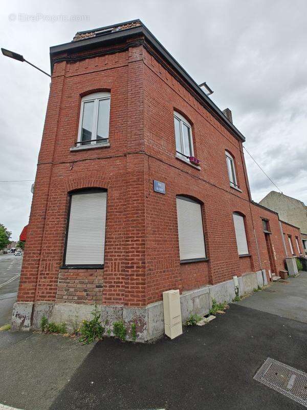 Maison 212 m² à Tourcoing  - photo 10