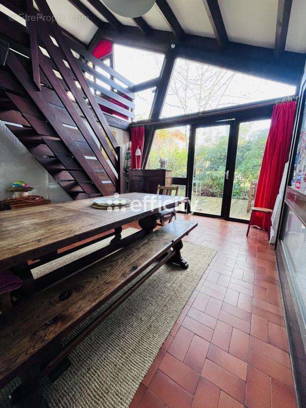 Maison à LACANAU