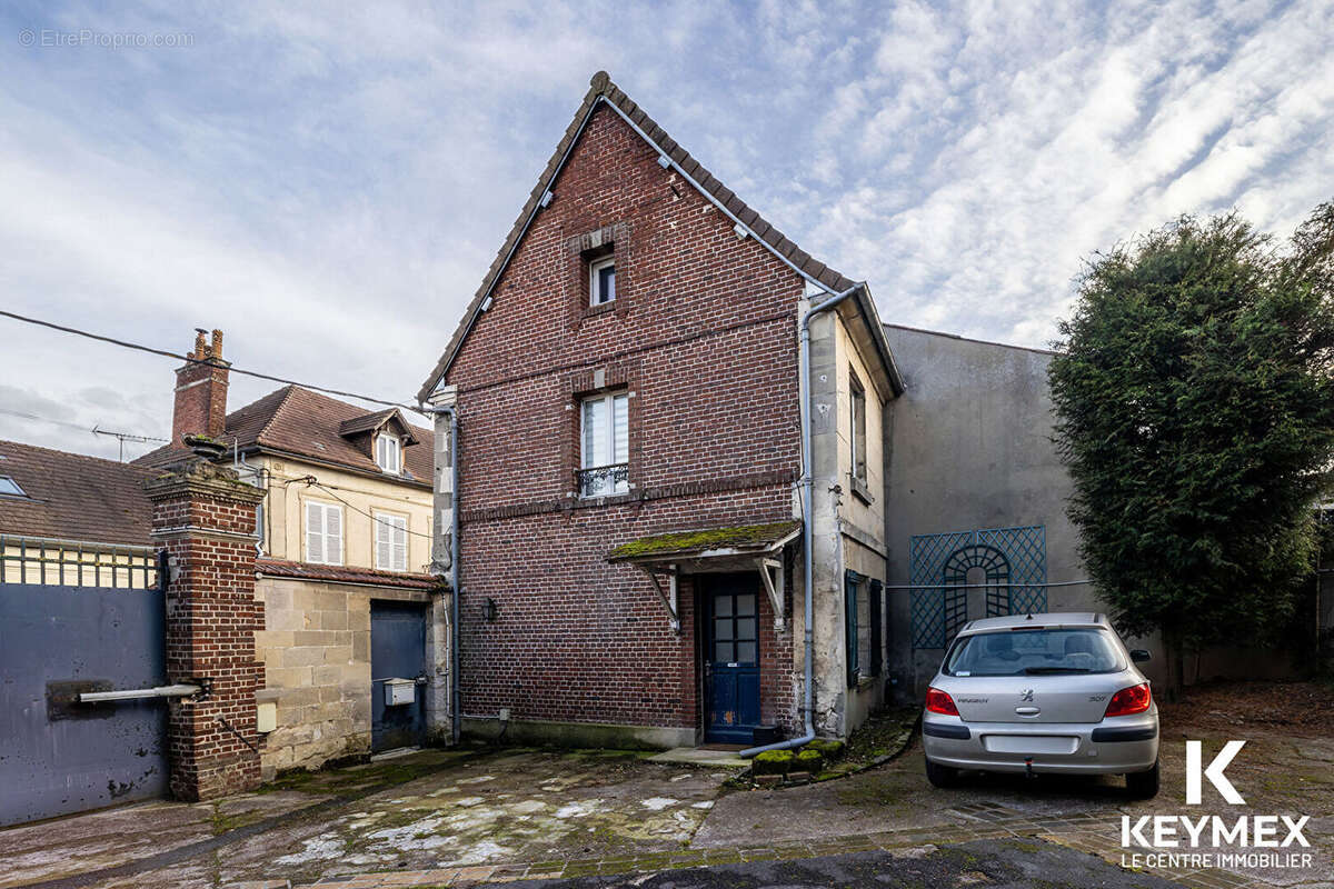 Maison à NEUILLY-EN-THELLE