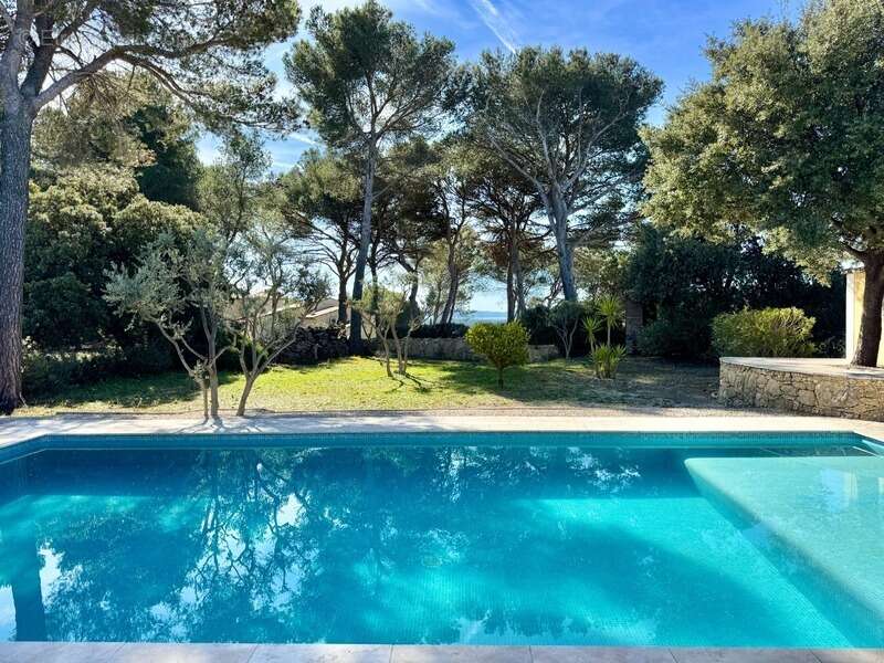 Maison à CORNILLON-CONFOUX