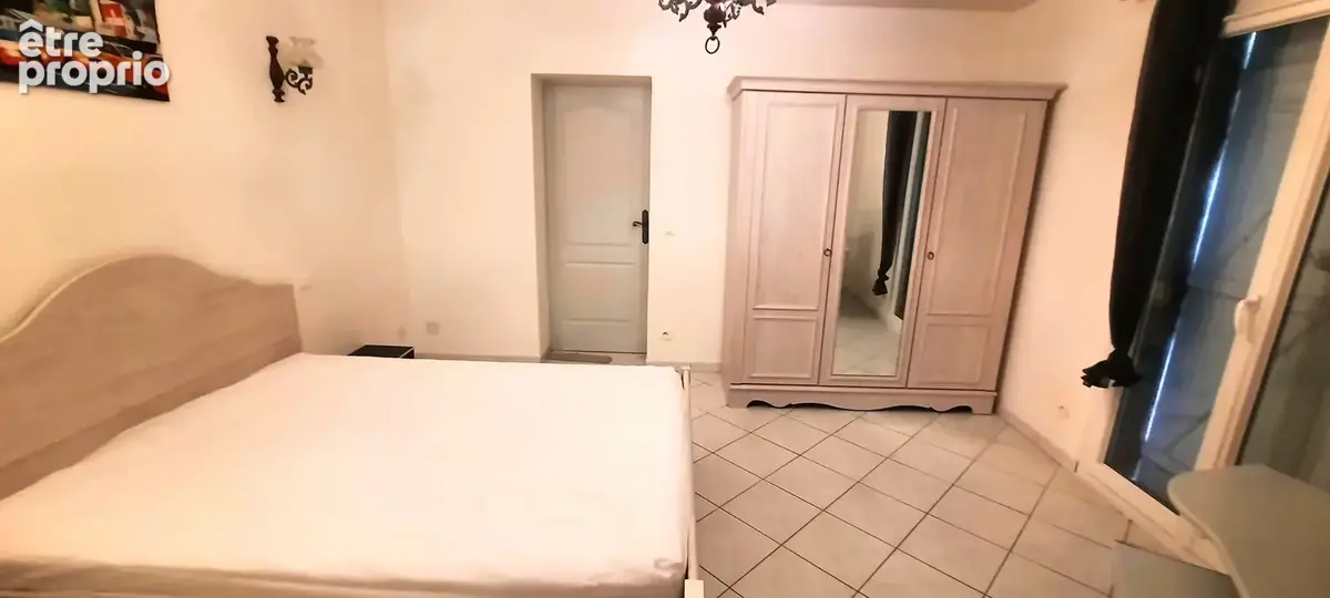 Maison indépendante de plain-pied, calme,  nature, vue dégagée, piscine, garage - photo 6
