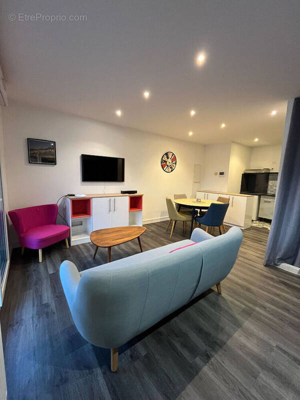Appartement à CHILLY-MAZARIN