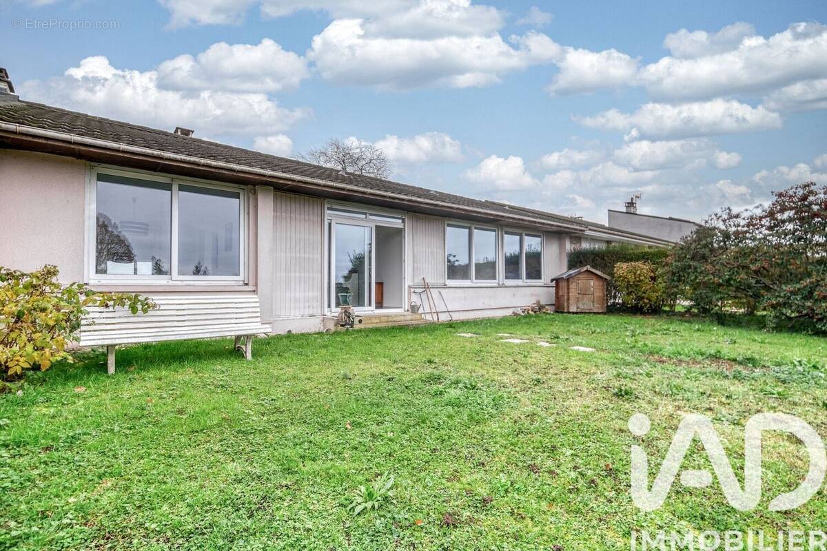 Photo 1 - Maison à ESBLY