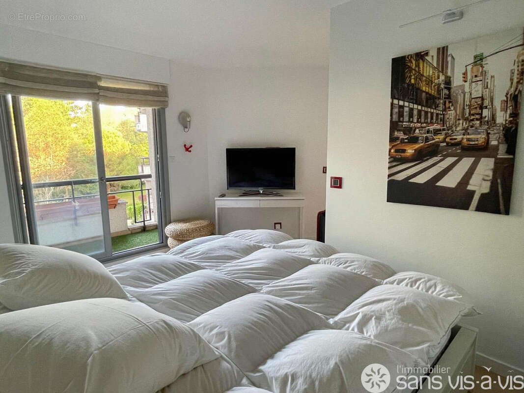 Appartement à SURESNES