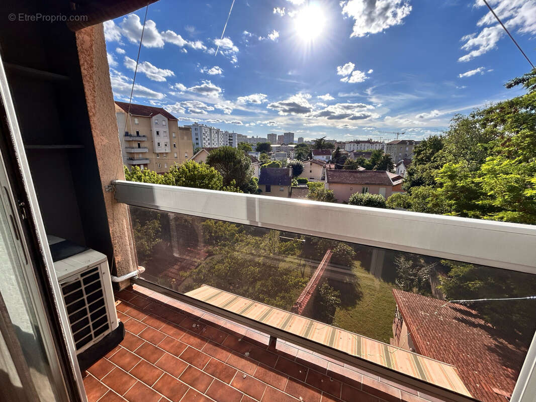 Appartement à VILLEURBANNE