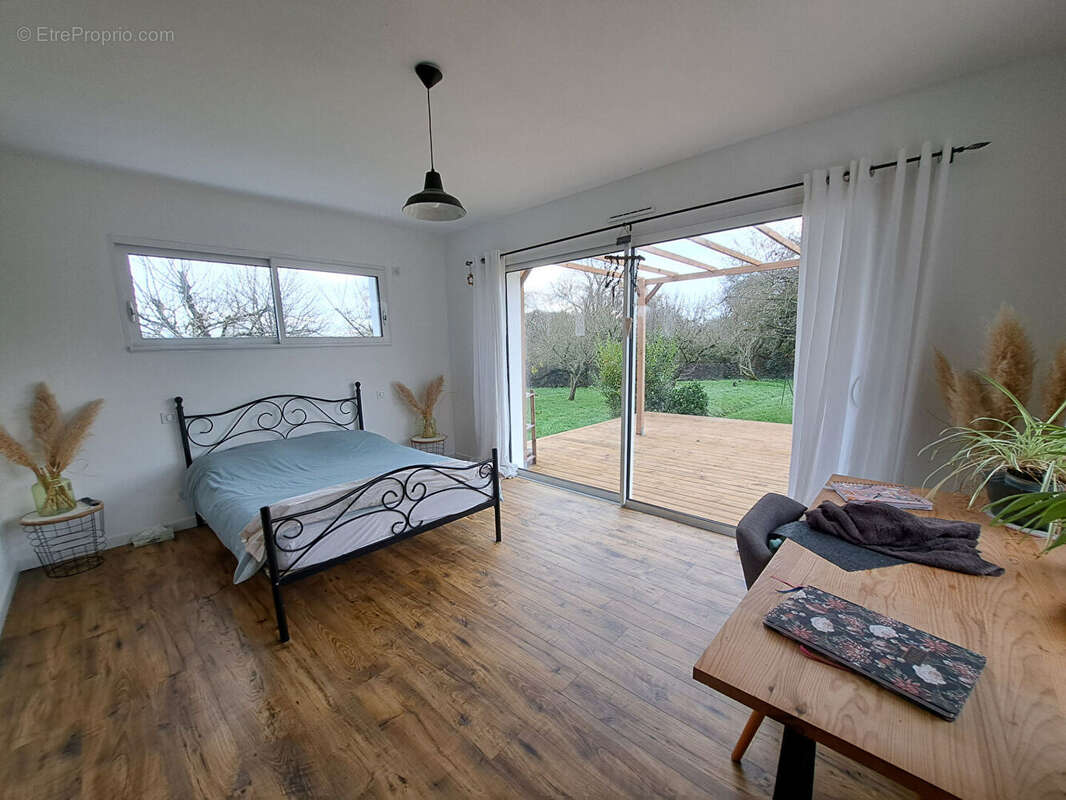 Maison à SAINT-CHRISTOPHE-DU-LIGNERON