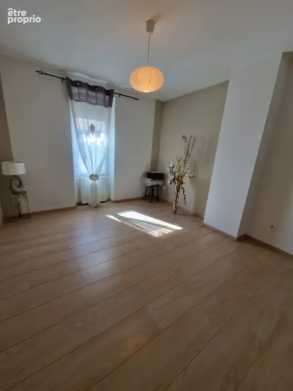 Maison de ville avec extérieurs- rares   Quartier Tribunal - photo 5