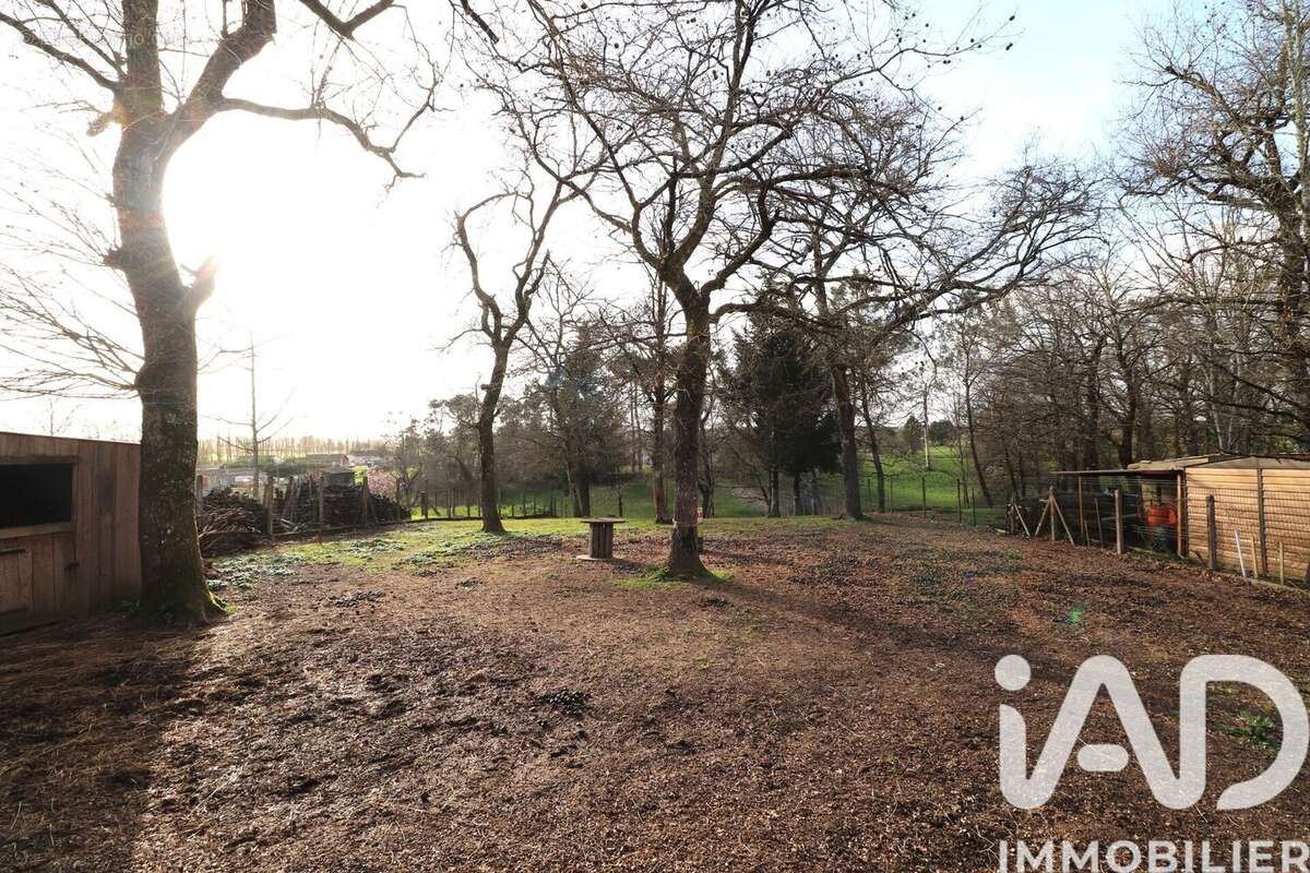 Maison 100 m² à La Clotte  - photo 5