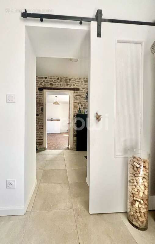 Maison à SAINT-AGOULIN