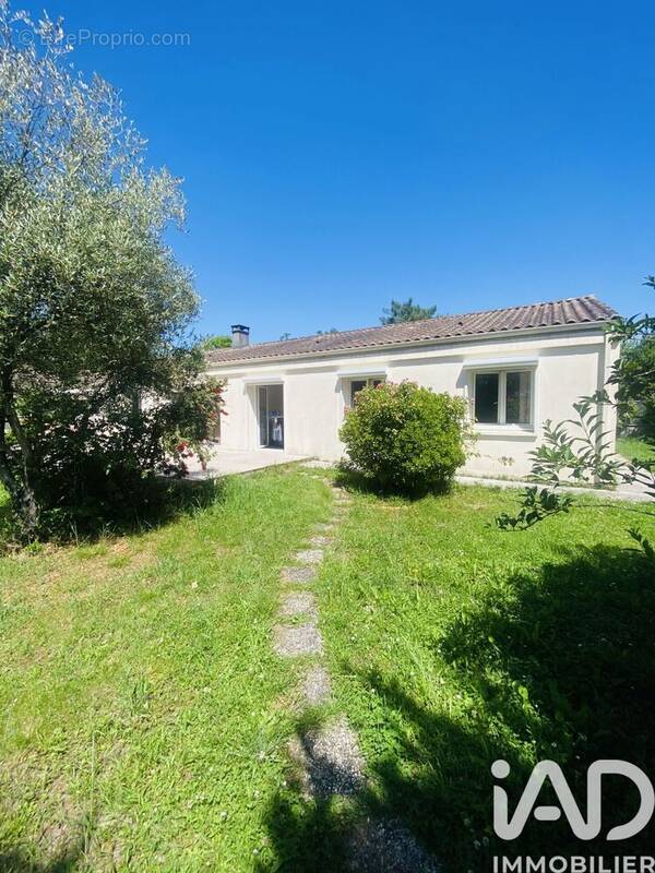 Photo 1 - Maison à BLANQUEFORT