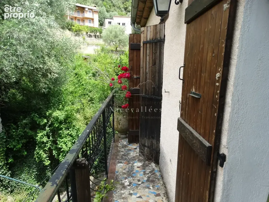 Jolie maison avec jardin sise sur la commune du Cros d'Utelle - photo 1