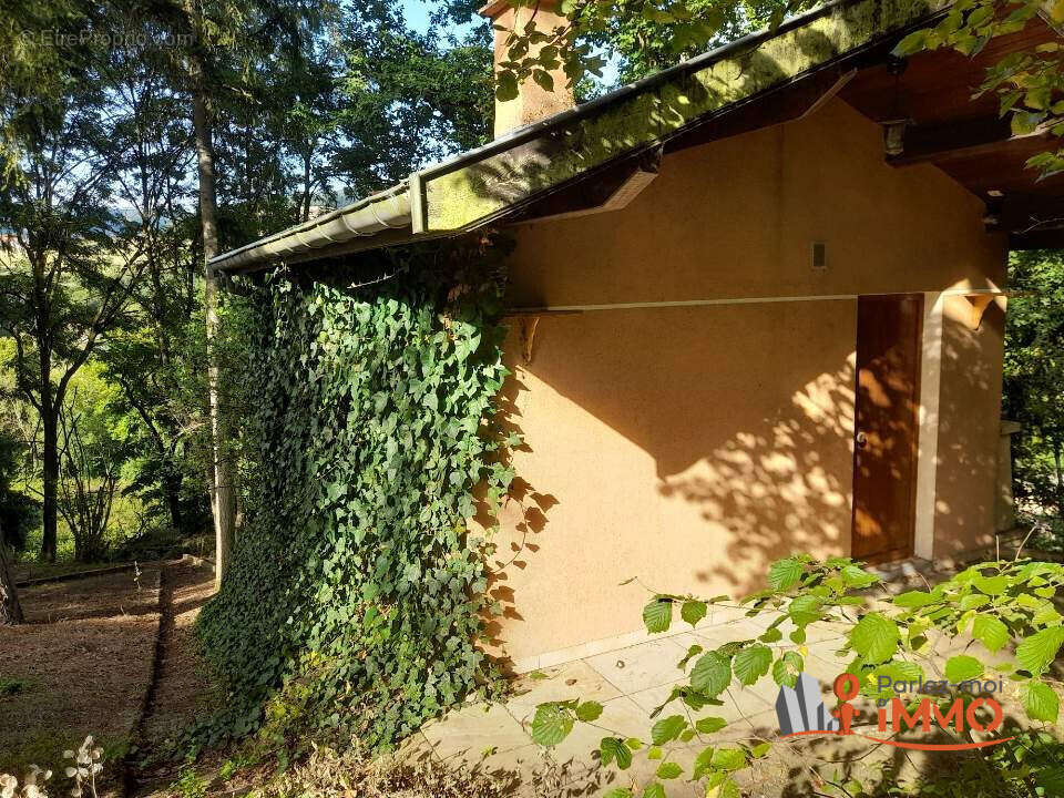 Maison à LAMURE-SUR-AZERGUES