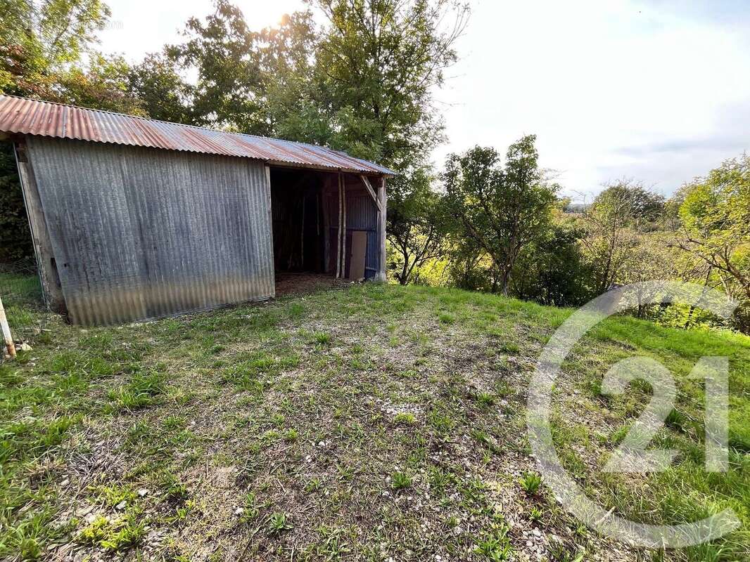 Maison à ENTRAINS-SUR-NOHAIN