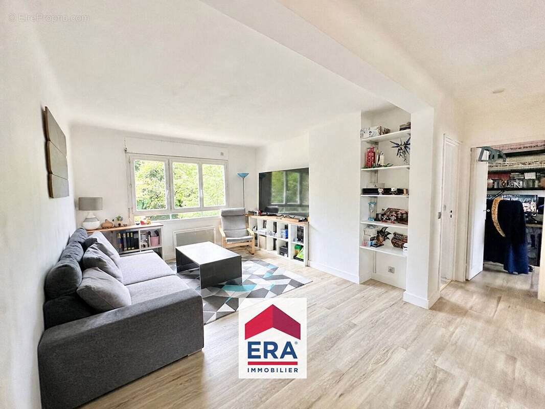 Appartement à SARTROUVILLE