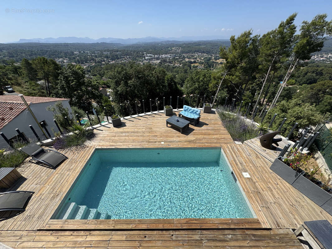 Maison à DRAGUIGNAN