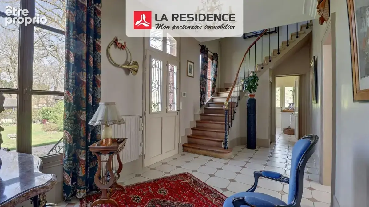 Maison 9 pièces 296 m² à vendre à Gisors (27140) - photo 3