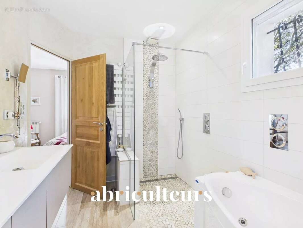 Maison à CHEVAL-BLANC