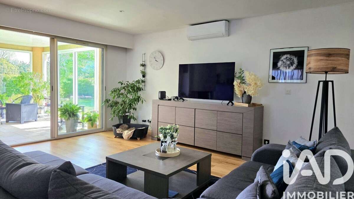 Maison 240 m² à Mathonville  - photo 6