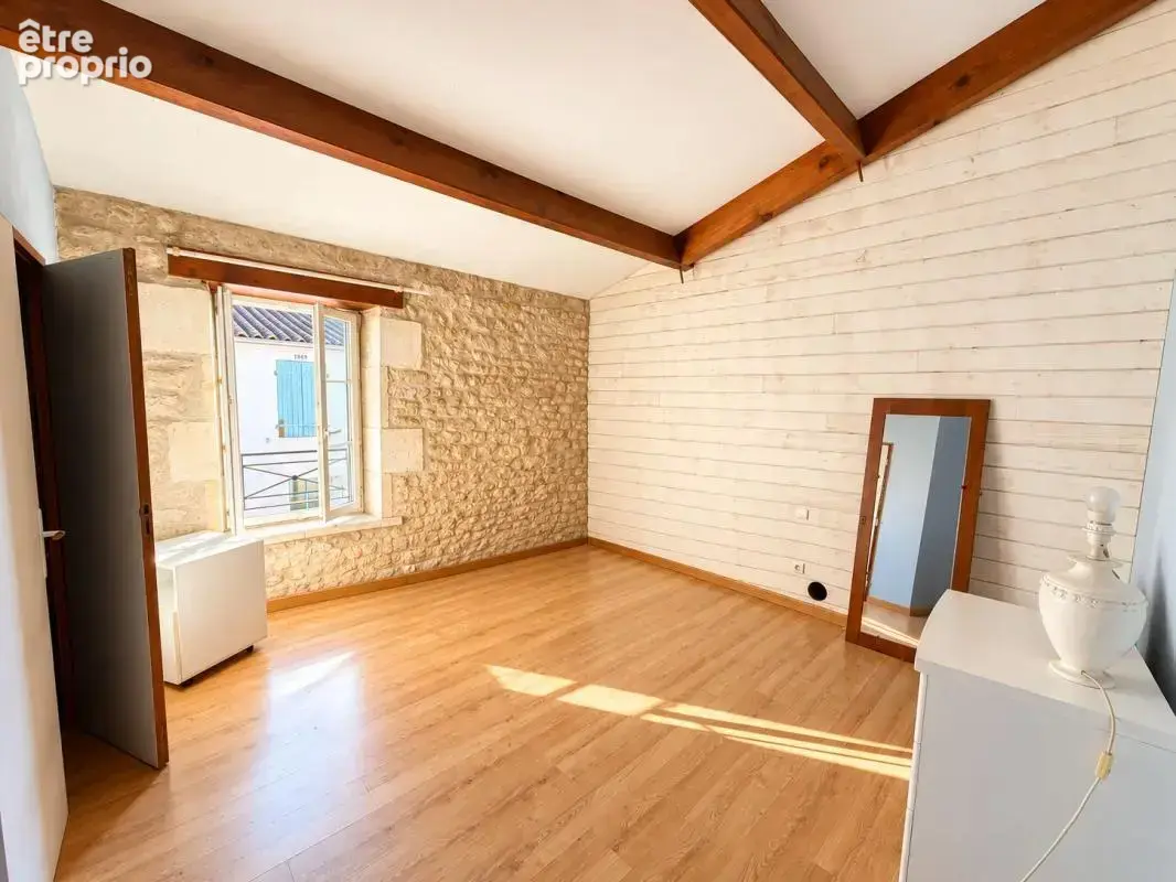 Saint-rogatien – maison de ville de 145 m² au charme de l’ancien - photo 2