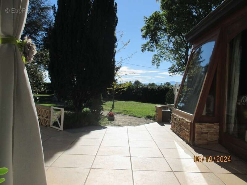 Maison à LA TOUR-DU-CRIEU