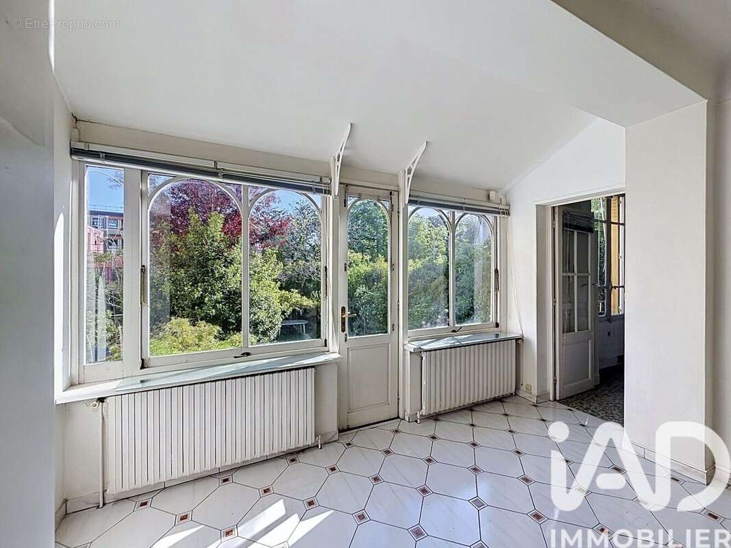 Photo 2 - Maison à PIERREFITTE-SUR-SEINE