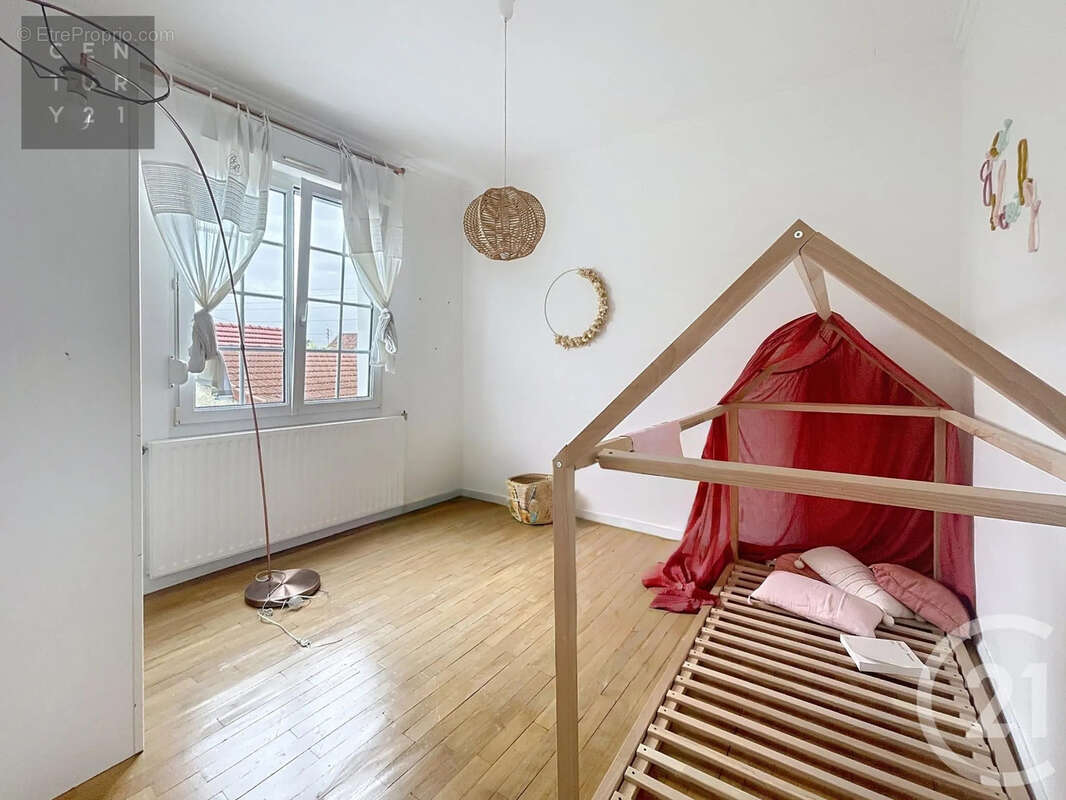 Maison à LES NOES-PRES-TROYES